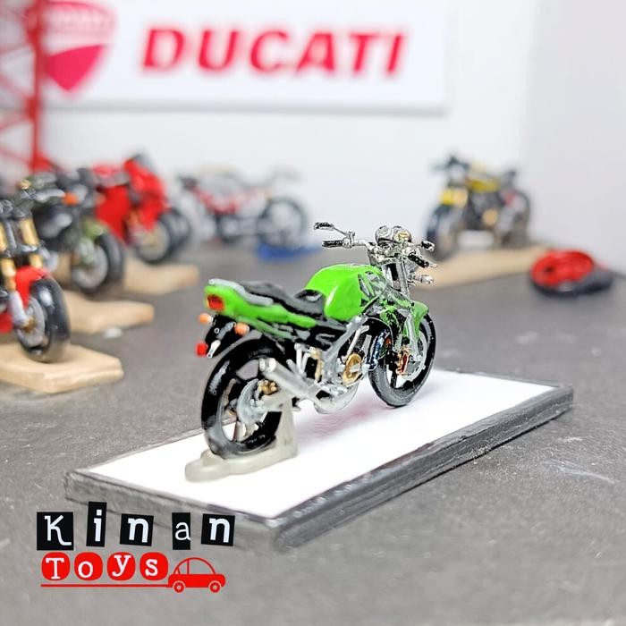 Miniatur Motor Kawasaki Ninja Ss Untuk Diecast Skala 1:64 Diorama Hotwheels,Mini Gt,Matchbox,Tarmac