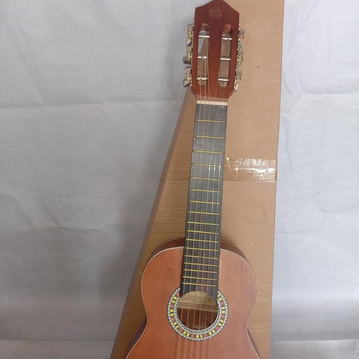 Gitar Osmond Junior String Nylon / Nilon Junior merk Osmond