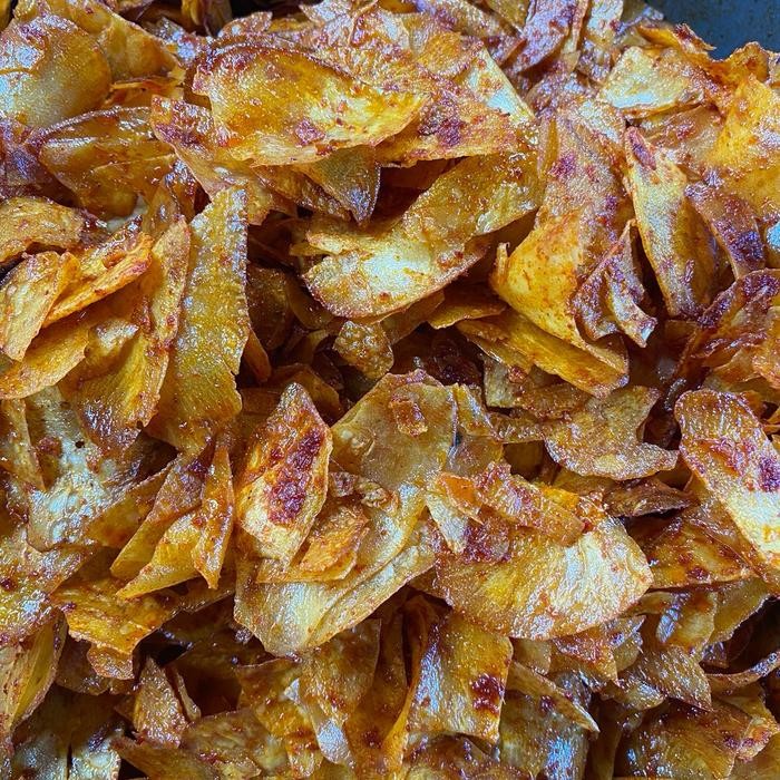 

Kripik Sambal WIRA S PEDAS ASIN GURIH 1KG