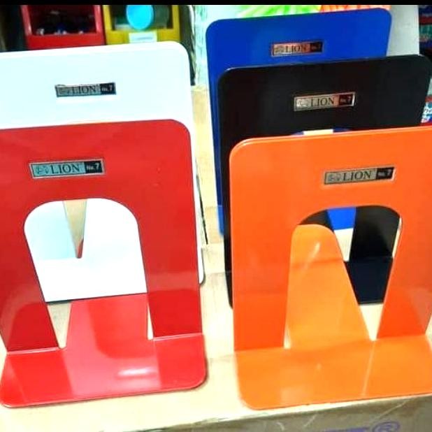 

Stand book/penahan document/buku Lion no.7