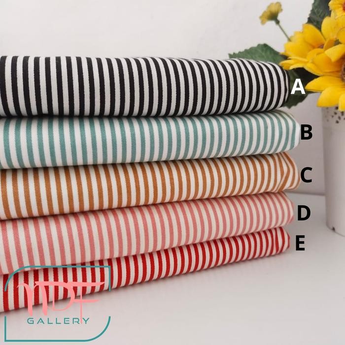 

Kain [Per Setengah Meter] Katun Jepang - Motif Salur - 0,5 m