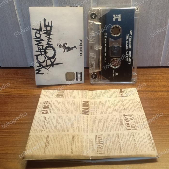 Kaset Pita Mcr My Chemical Romance - The Black Parade (White Cover) Pasti Diskon