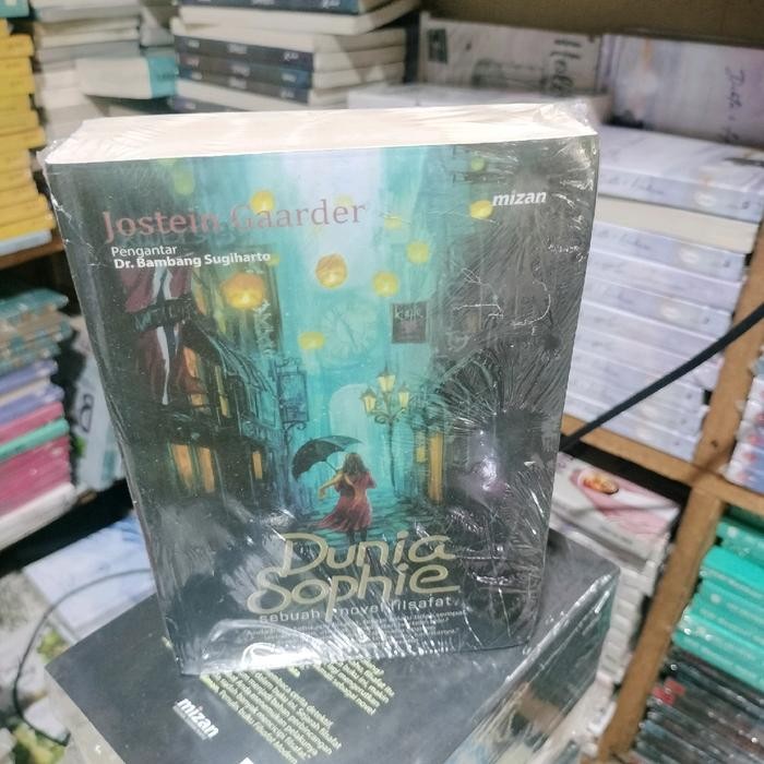 

Buku dunia Sophie Soft Cover