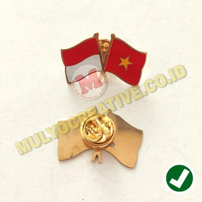 

Flag Pin Indonesia Vietnam - Pin Krah Bendera Persahabatan PREMIUM