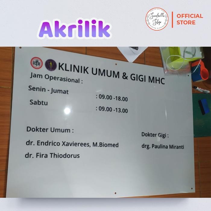 

Papan Nama Akrilik Ruangan Custom Papan Alamat Dokter Bidan Klinik