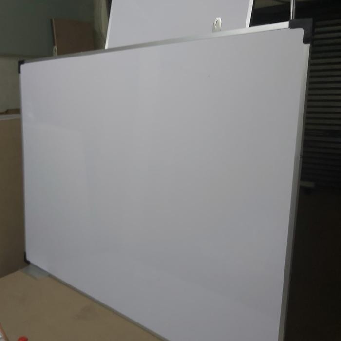 

White Dan Black Board 70 X 80 Cm Nonmagnet
