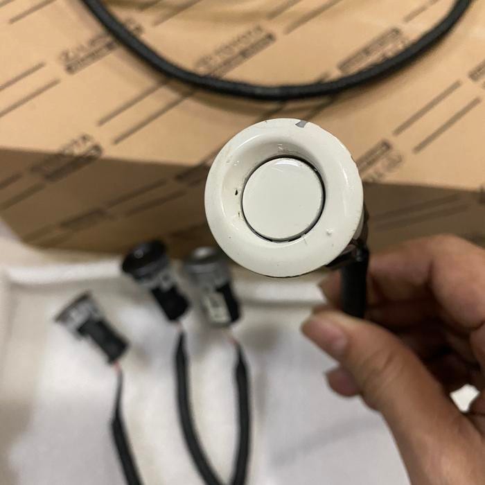 Sensor Parkir Innova Reborn V Venturer Depan Corner