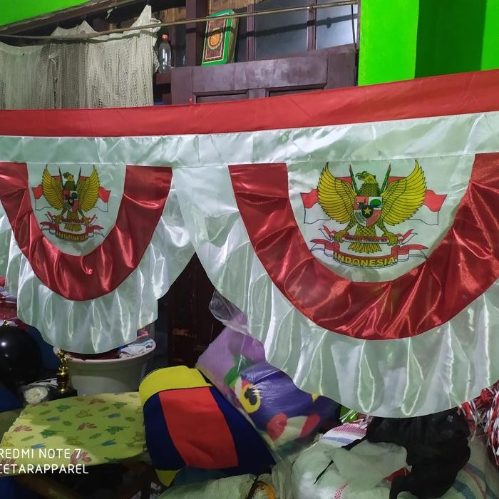 umbul umbul merah putih gelombang