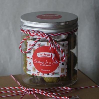 

OR6T Le Biscuit - Matcha Macadamia Bite Size Soft Baked Cookies 1 Jar