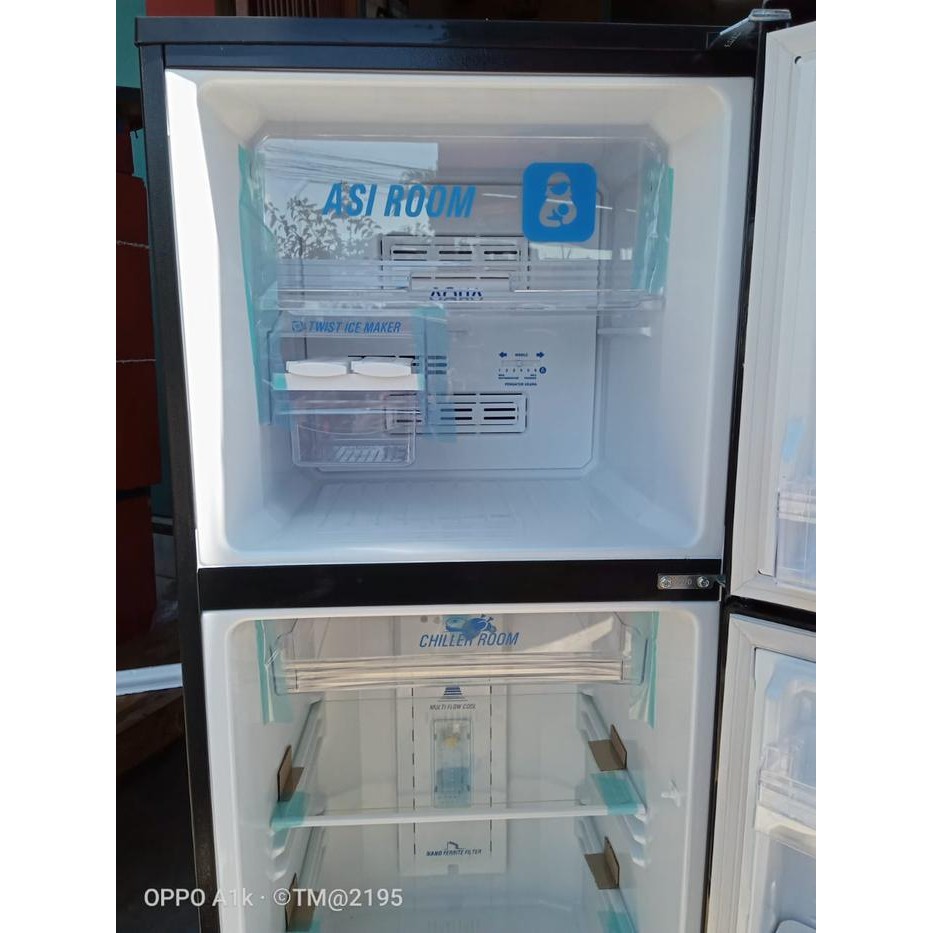 Aqua, Aqr-D275Rwbk Kulkas 2 Pintu Inverter Glass Door (Khusus Bandung)