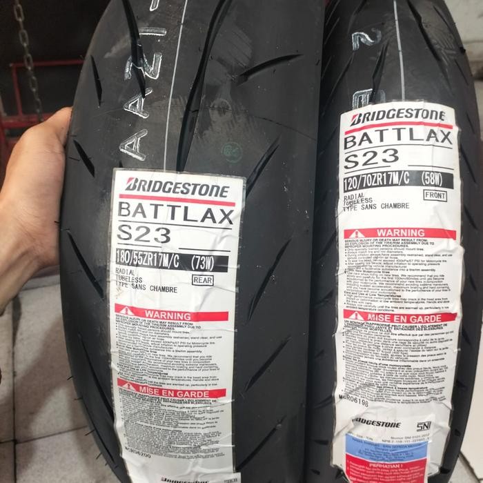 PAKETAN BAN LUAR BATTLAX S22 UK 120/70-17 & 180/55-17 TUBELESS