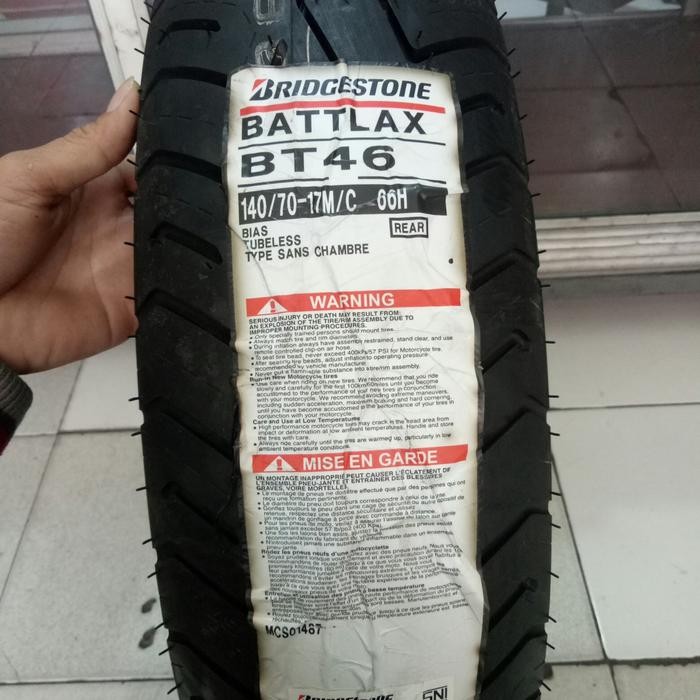 BAN LUAR BATTLAX BT46 UK 140/70-17