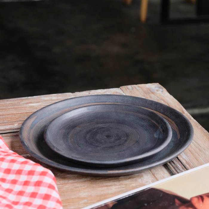 Piring Keramik Naruna Hitam/ Piring Keramik Murah/ Piring Saji