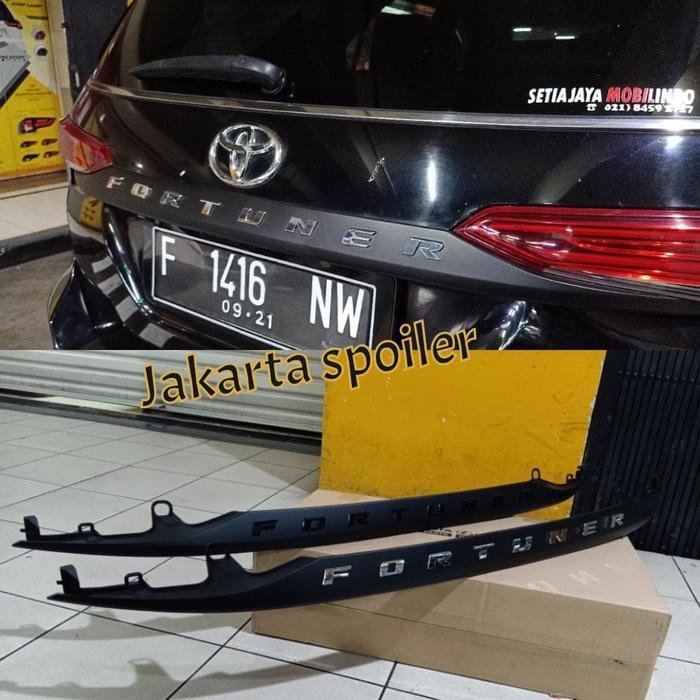 Trunklid Original Toyota Fortuner Vrz Dan Trd Hitam Doff