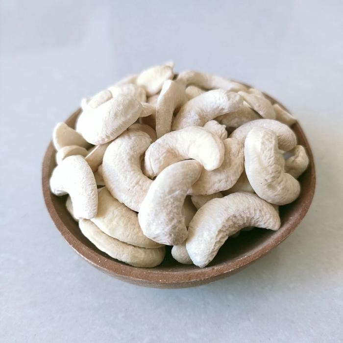 

Kacang Mente Mede Mete Organik Organic Cashew Raw Whole 1KG