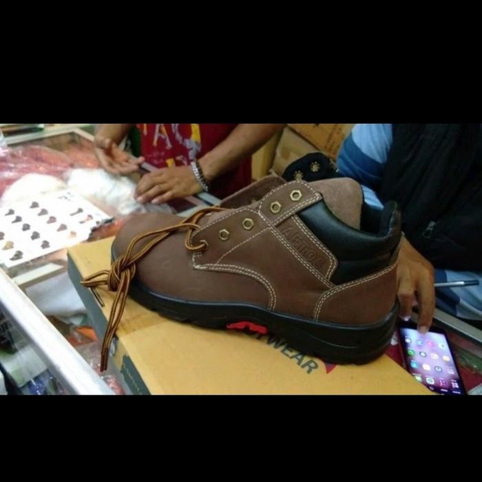 SEPATU SAFETY AETOS MERCURY SALE