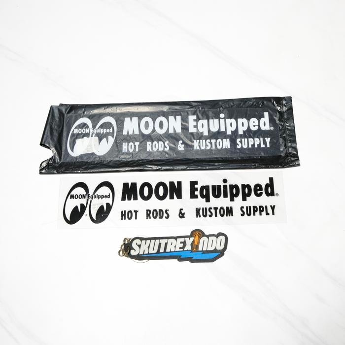 

MOON EQUIPPED LOGO STICKER