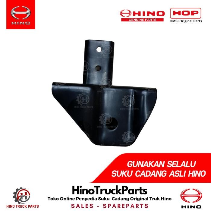 Hanger Per Depan Kanan Dudukan Per Depan Kanan Hino Dutro Asli