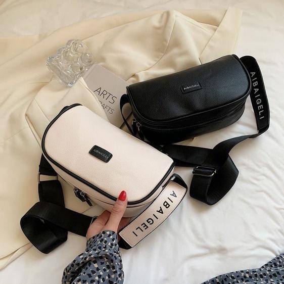 

ZW501 tas fabel, tas selempang wanita fashion Slingbag BOOM SALE