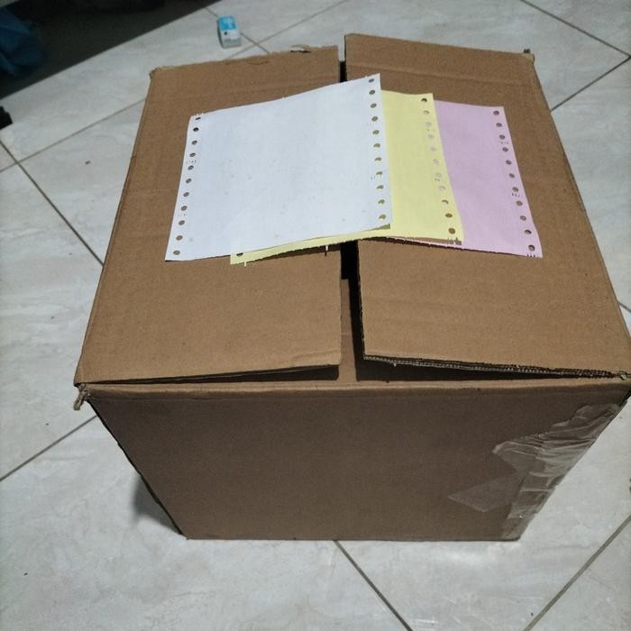 

KERTAS WARTEL 3PLY WARNA CONTINUOUS FROM 9.5 : 2 x 11: 2 WARTEL