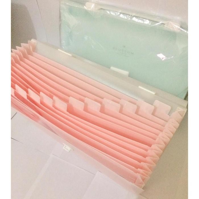 

Expanding File Folio / Map Harmonika Jepret