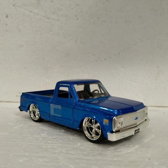 diecast 1:32 jada Chevy Chayenne Pickup fast n furiuos (Dus Error)