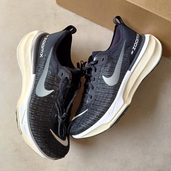 Nike Zoomx Invincible Run 3 Flyknit Black White Terlaris Best Quality 100% Original