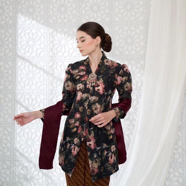 KEBAYA KEBAYA KUTUBARU TUNIK FLORAL /KUTUBARU MODERN HITAM/KEBAYA