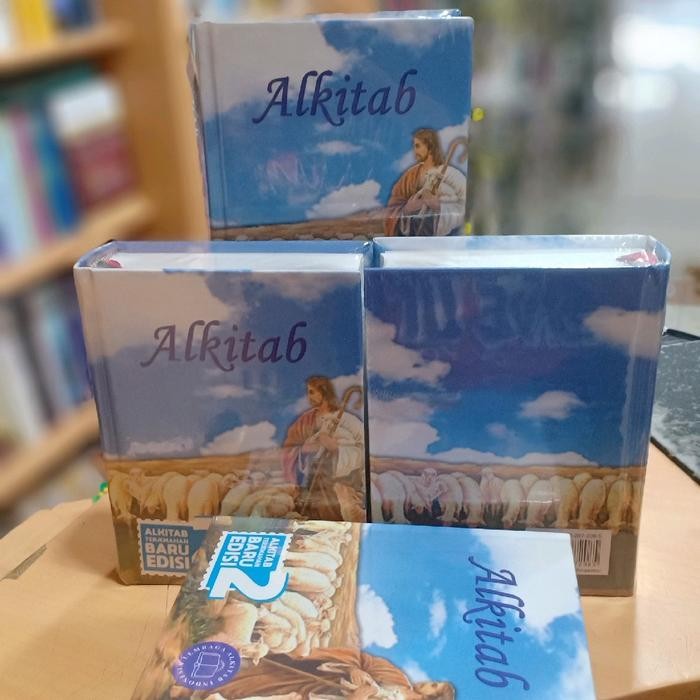 

Alkitab anak ukuran kecil bergambar TB2 ( TB2 33 TI bergambar Hard Cover Books
