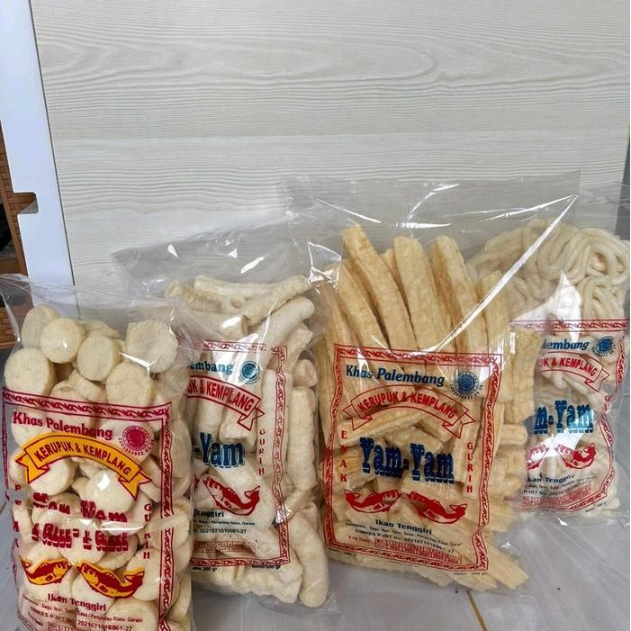 

Sale!! Paket 1Kg Kerupuk Palembang Untuk Camilan Santai (Mini, Usus, Cipir, Sgl) - Snack, Food