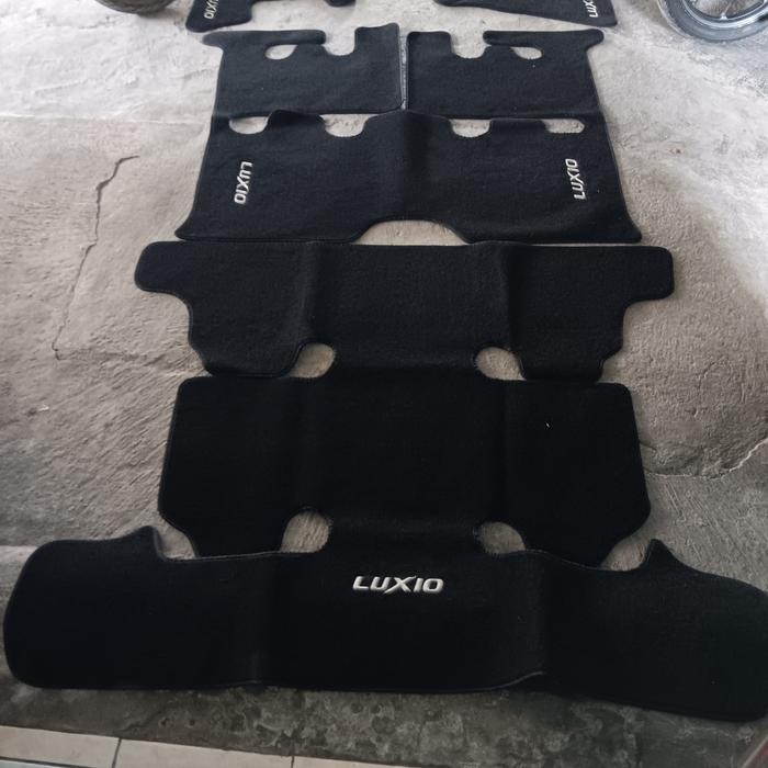 Karpet dasar Bludru Original Daihatsu Luxio