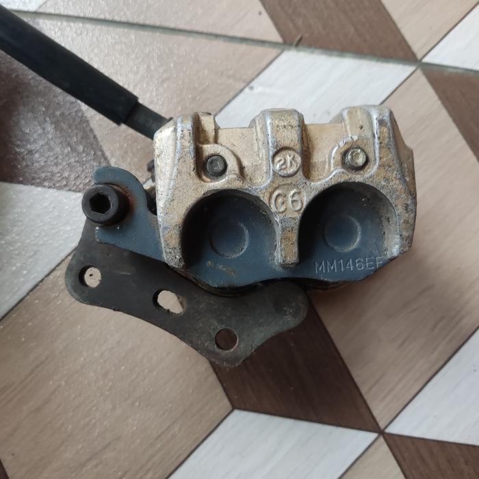 Kaliper Pala Babi Depan Satria Fu Original Asli Ori Second