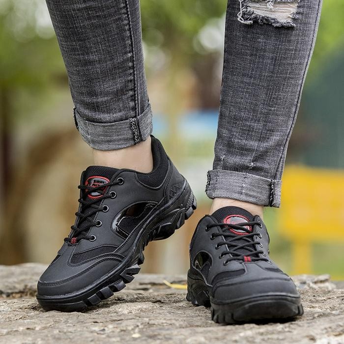 Consina Avtech - Sepatu Gunung Hiking Pria Olahraga Outdoor Sepatu Sneaker Sport Pria Anti Air Hitam