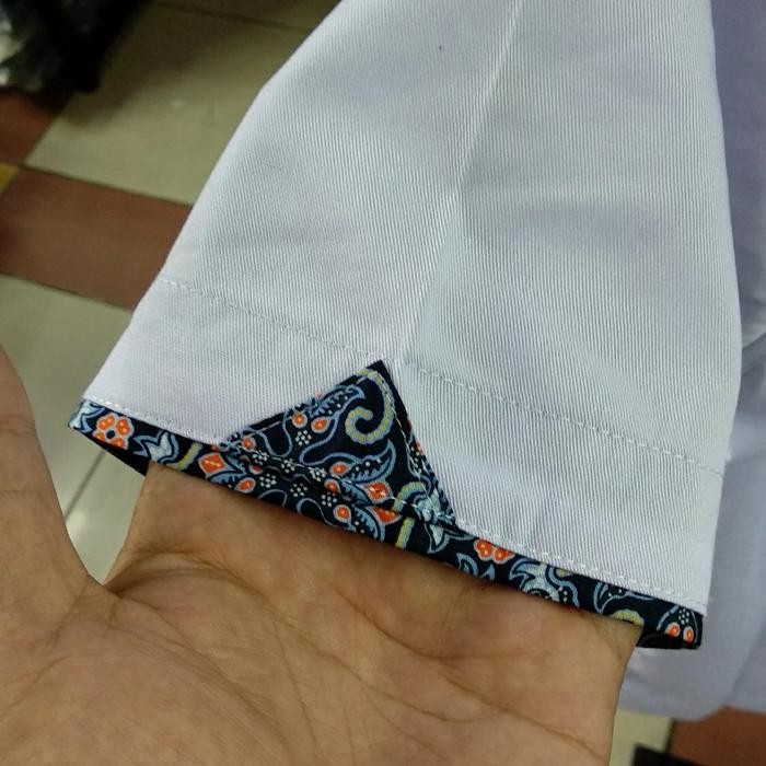 Kemeja Putih Batik Enzino Sport