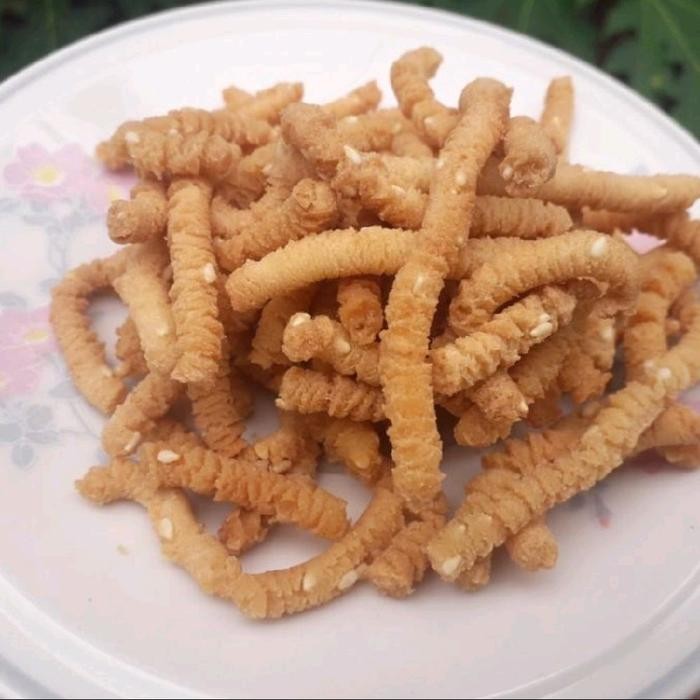 

Snacks Cemilan Kue Kering Akar Kelapa Ketan Wijen Mini / Kue Kecipir Wijen - 500 Gram Terlaris