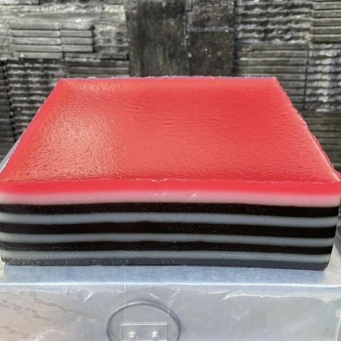 

Terbaru Lapis sagu full loyang uk 20x20 Ready