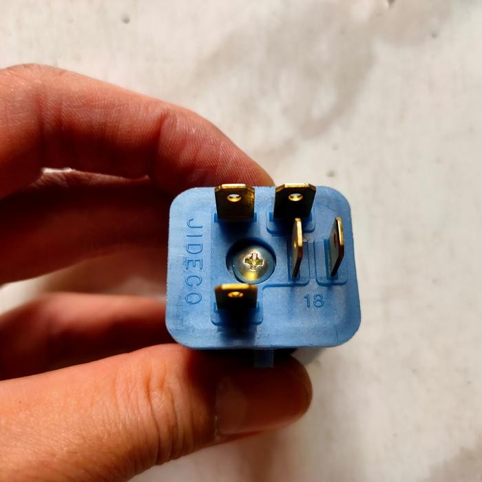 Relay Charge Dinamo Alternator Panther Kotak 2.3 Dan 2.5 Original