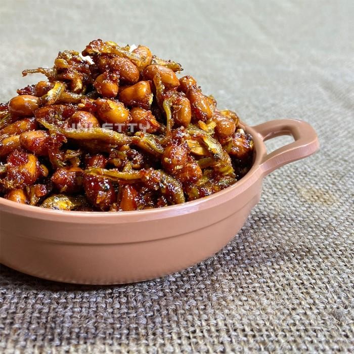 

Baru Teri Kacang Balado Pedas Manis Siap Saji