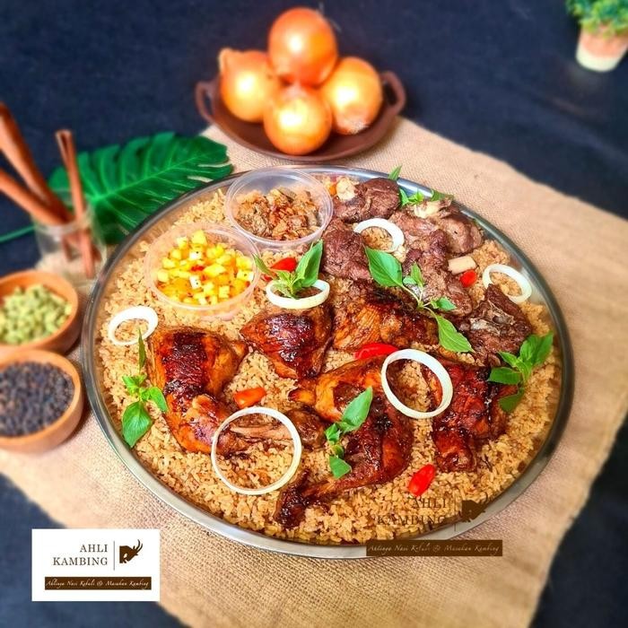 Baru Tampah Spesial Nasi Kebuli/Mandhi Ayam Bakar