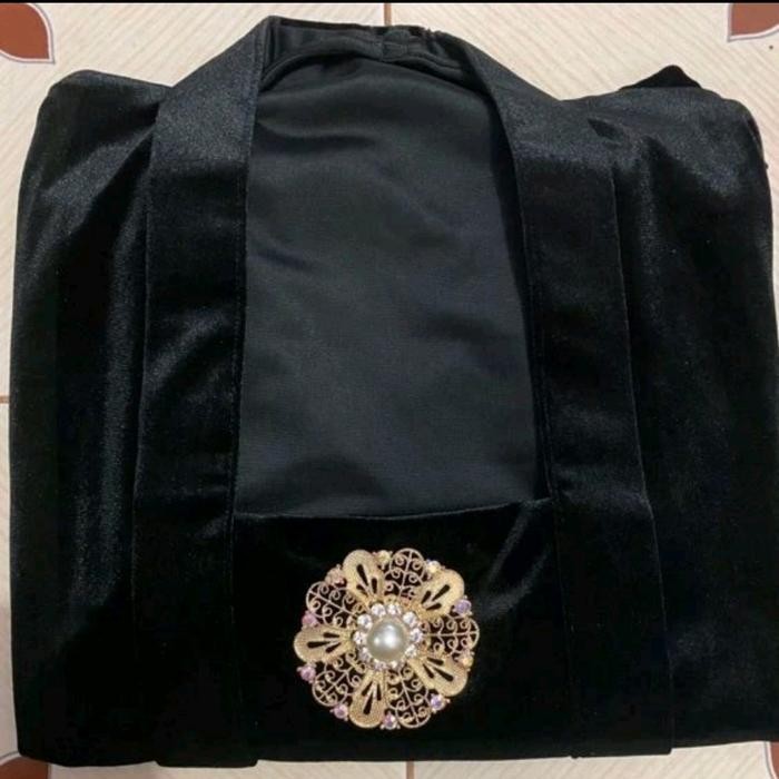 kebaya bludru polos hitam
