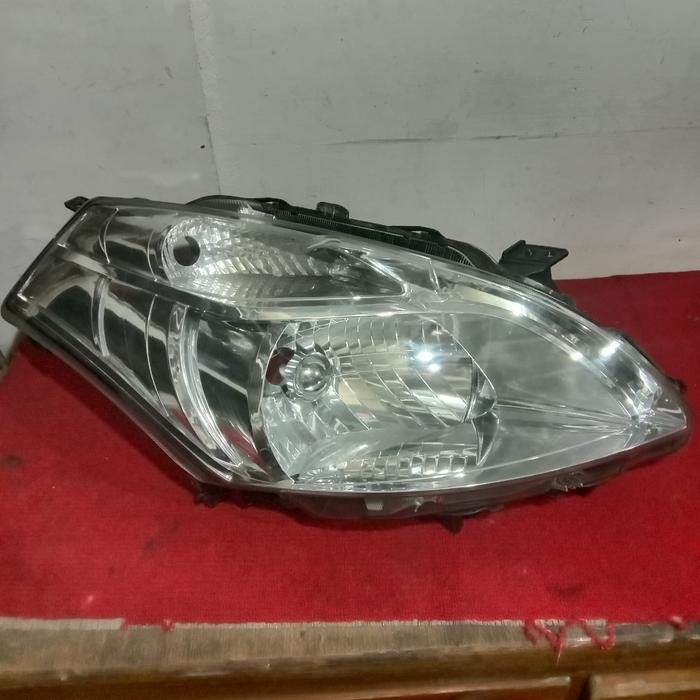 Headlamp Ertiga 2015 Bekas