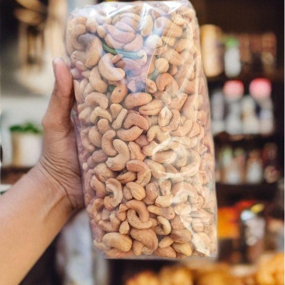 

kacang Mede utuh mentah fresh Mete Goreng Snack Food