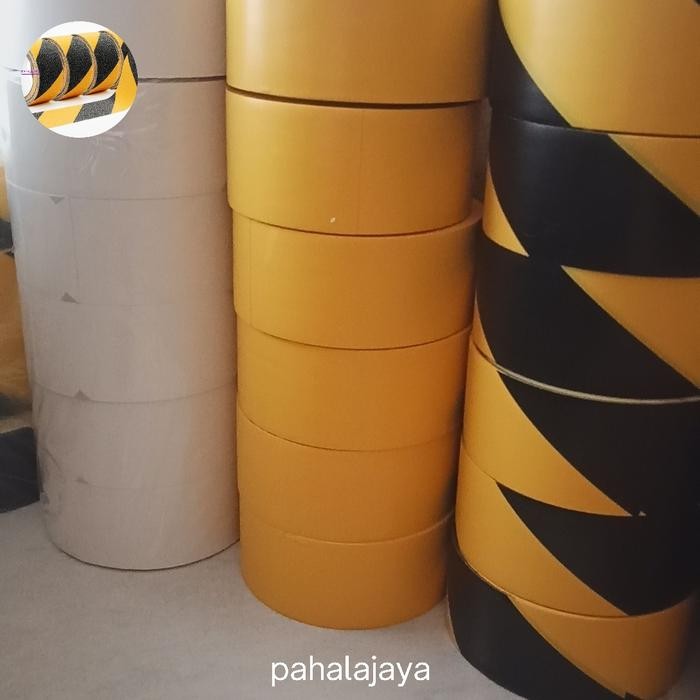 

Pilihan- Lakban Lantai Hijau, Biru, Kuning 2 Inc Panjang 33 Meter