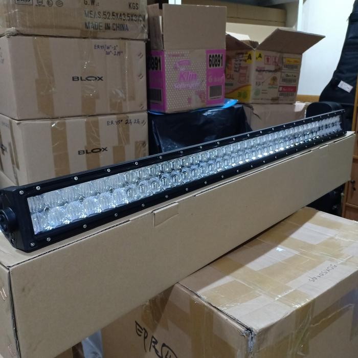 Grosir Led Light Bar 42" / 240W 5D Terlariss 