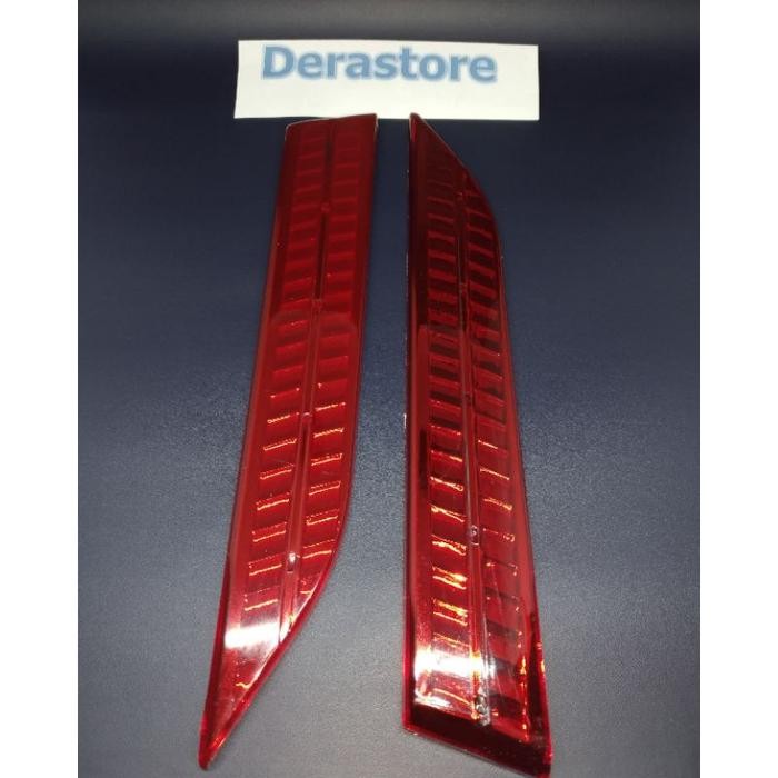 Lampu Reflektor Trunklid Innova 2013-2015