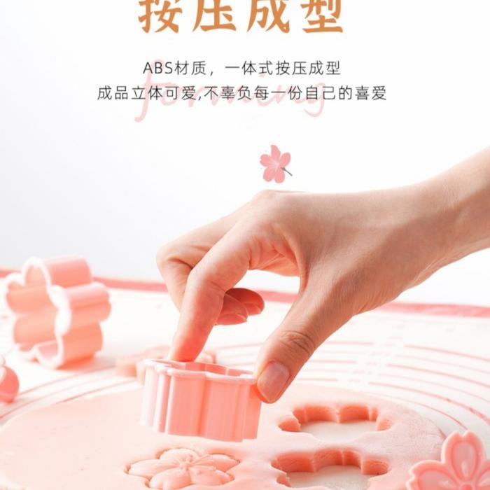 Cetakan kue kering Bunga