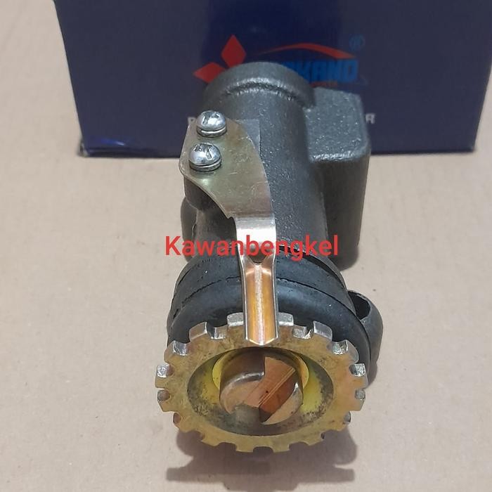 Blok rem belakang kiri tidak nepel Ps120.