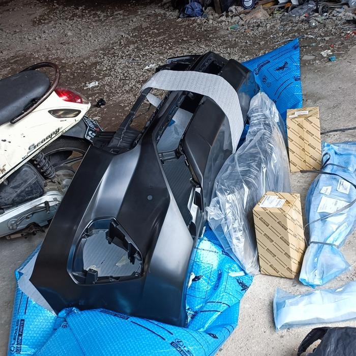 Limited Bemper Innova Reborn 2021 Paket Upgrade