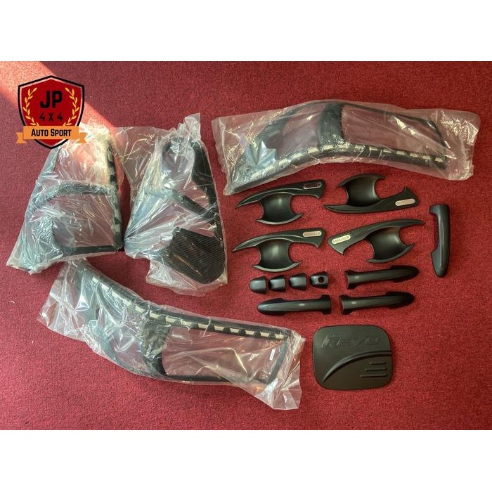 Limited Garnish Hilux Revo Fullset 2015 - 2020