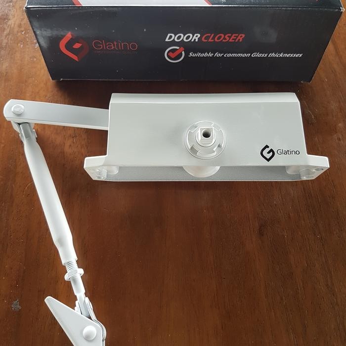 Door closer glatino